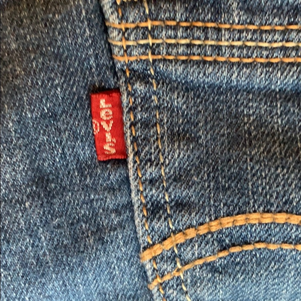 Low rise Levi Shorts W29 - Picture 4 of 4